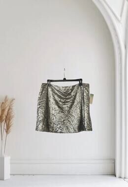 NWT DECREE- Silver/ Gray Sequin skirt Size X Large